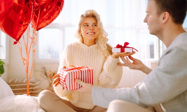 American Consumers Expected to Spend $175 Each for Valentine’s Day