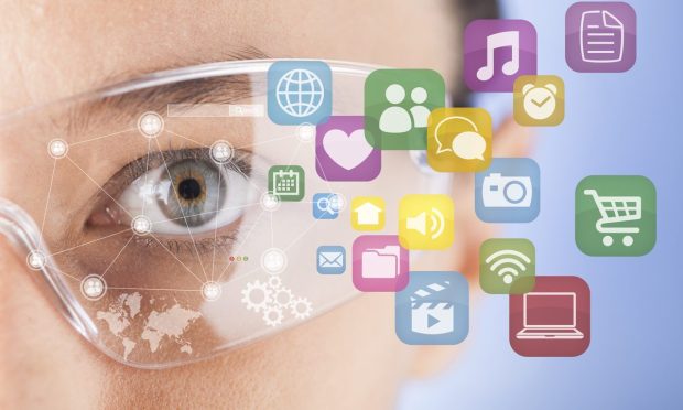 5G Connectivity Expands the Capabilities of Glass Wearables