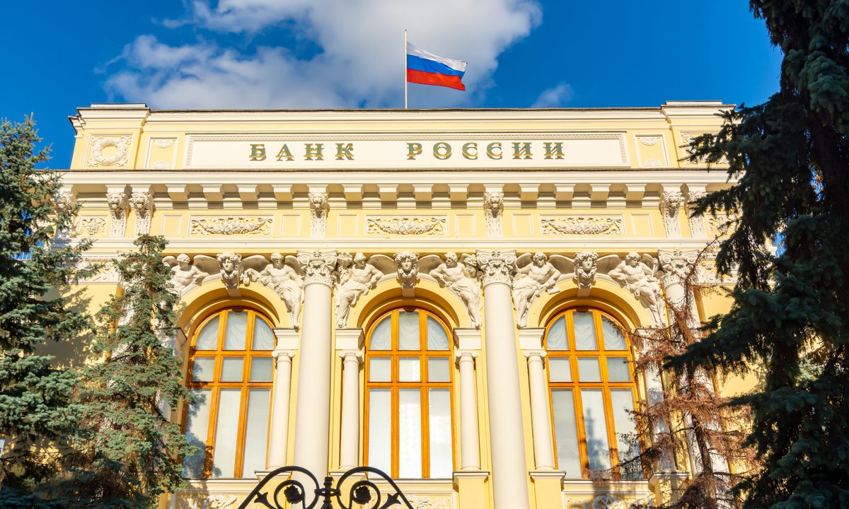 US Allies Escalate Financial War Against Putin, Freeze Russian Central Bank Foreign Reserves