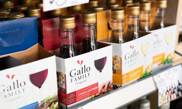Gallo wine