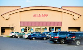 Grocery Roundup: Giant’s Endless Aisle Goes Live; eGrocers Expand