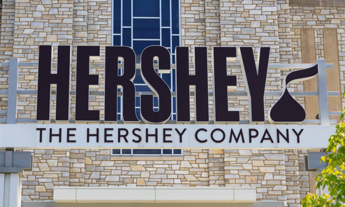 Today in Food Commerce: Hershey’s Prioritizes Data Analytics; Giant Launches Endless Aisle