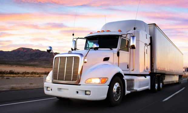 Digital Tools Help Truck Drivers Manage Expenses