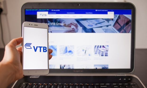 VTB: Sanctions Will Limit Card Use Outside Russia