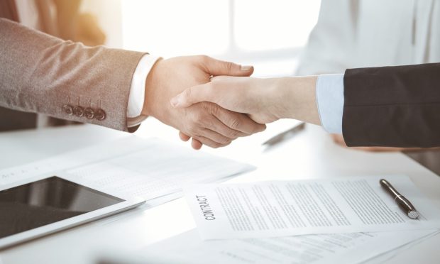 Employers Add 467K Jobs Despite Omicron’s Shadow