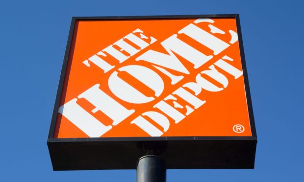 Secret Service: Home Depot Worker Swapped $388K Cash with Fake Bills