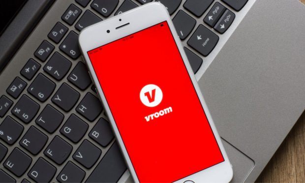 Auto eTailer Vroom Completes Acquisition of United Auto Credit