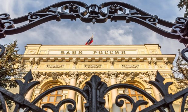 Bank of Russia Puts Limits on Foreign Cash