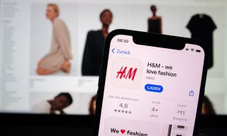 Today in Retail: H&M Sells Competing Brands on Its Website; UK Online Grocery Shopping Market Well Ahead of US