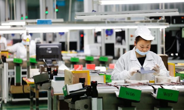 China COVID-19 Lockdowns Likely to Delay Amazon, Walmart Online Orders