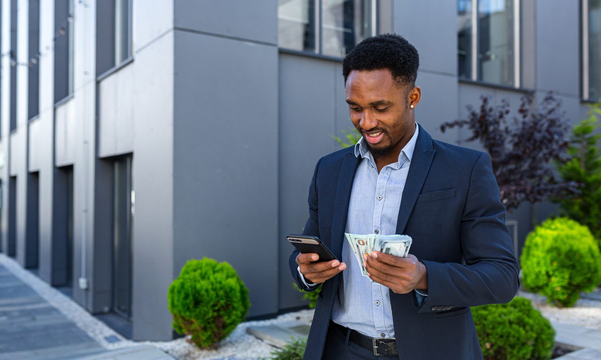 Why Cash is a Challenge for Challenger Banks