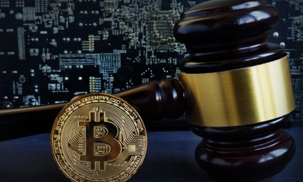 Warren Crypto Bill Would Cast Wide Net in Fight to Enforce Sanctions