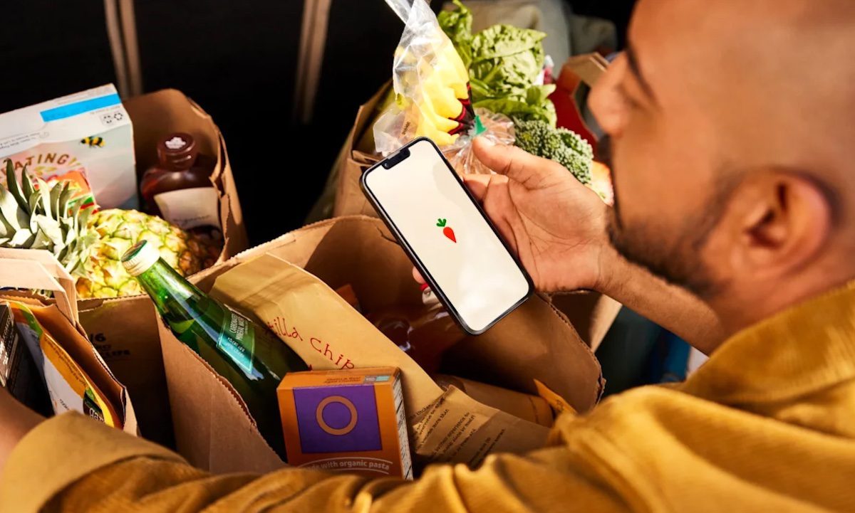 Changing Market Prompts Instacart to Cut Valuation From $39B to $24B