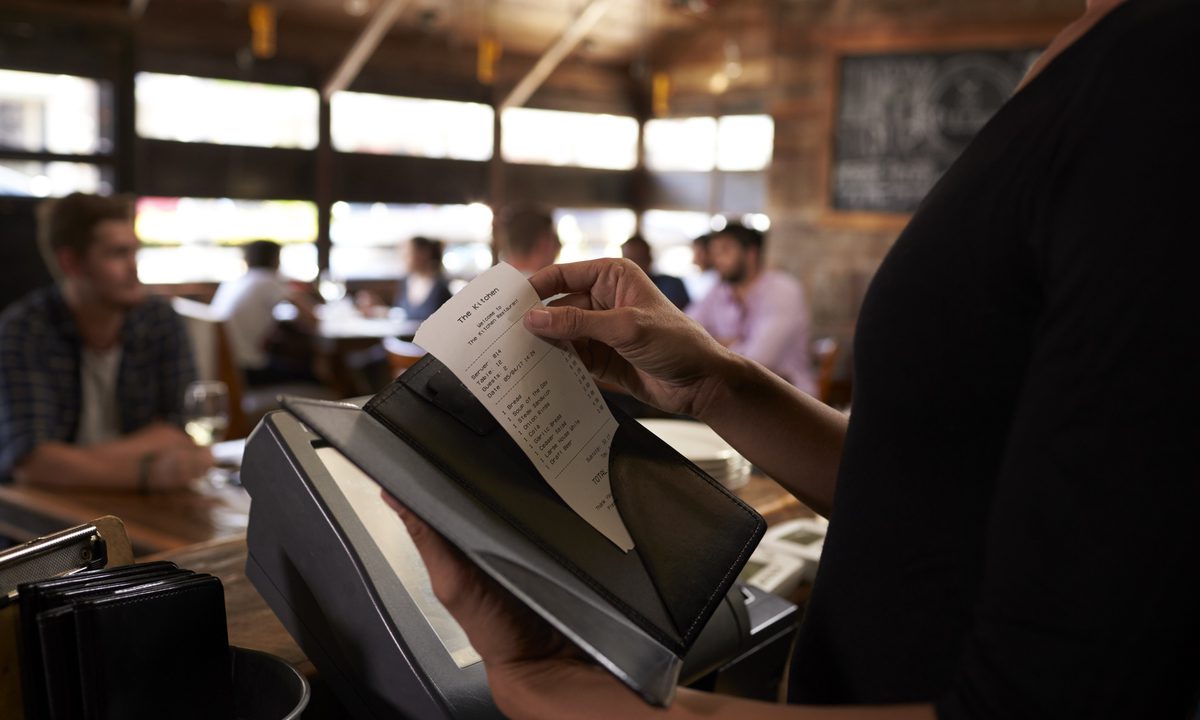 Card-on-File Payments Boost Diner Spending, Restaurant Performance
