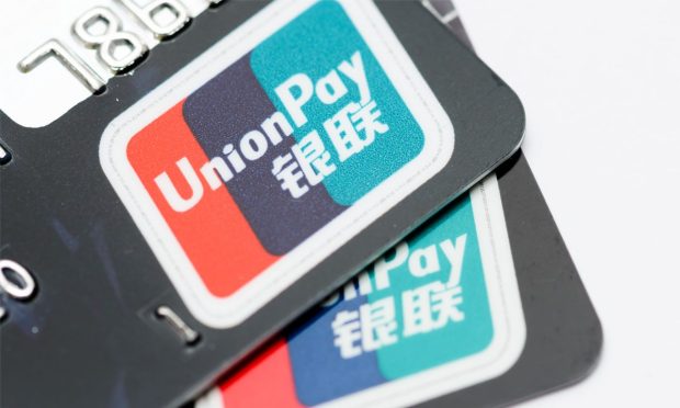 Russian Banks Look to China’s UnionPay to Issue Cards