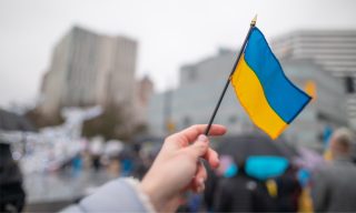 Ukraine Awards Peace Prize to Incoming Visa CEO