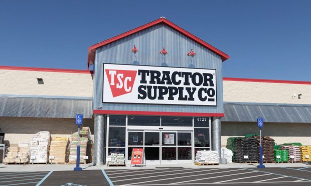 Tractor Supply Company Records Double-Digit Digital Sales Growth for 39th Consecutive Quarter