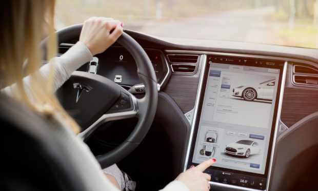 Automakers Enable New Use Cases with Embedded Software