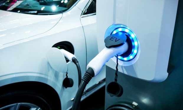 EV Charging Network Firms Seek Contactless Payments at Charging Stations