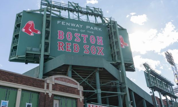 Today in the Connected Economy: Red Sox Stadium Goes Cashless
