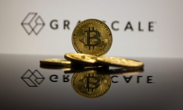 Pressure on SEC To Approve First Bitcoin ETF Ratchets Up