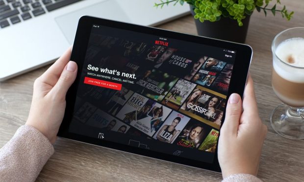 Streaming Subscriptions Decline in UK as Inflation Mounts