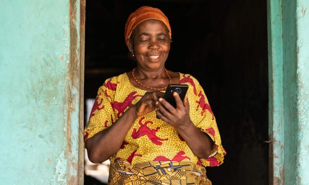 Africa, FinTech, smartphone, women