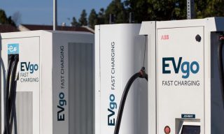 EV Charging Stations’ Digital Screens, Apps Promote Nearby Stores