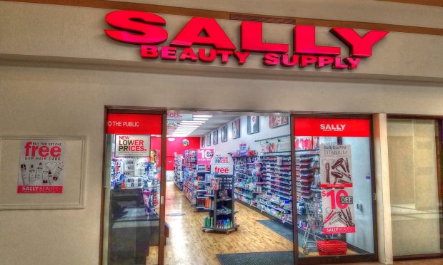 Sally Beauty Adds Nail Dip Powder Brand Nailboo to Stores