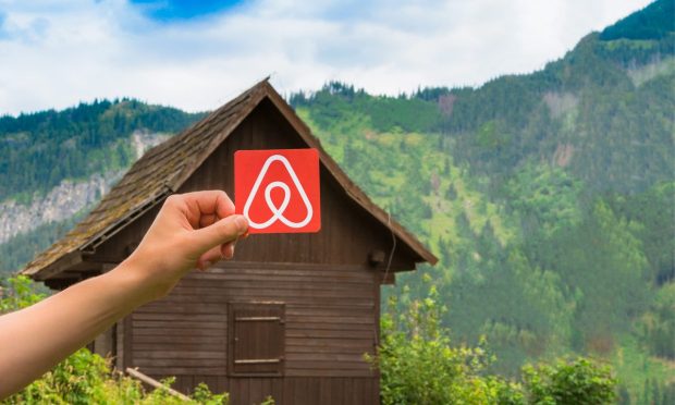 Airbnb, rural, booking, travel