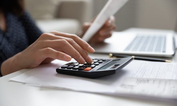 Savings Cushion Dwindles for Lower Income Paycheck-to-Paycheck Economy