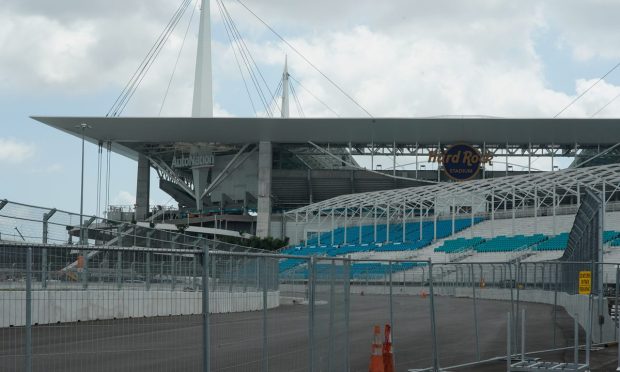 5G Powers Businesses’ Contactless Shopping, Untethered Internet Access, Backup Connections