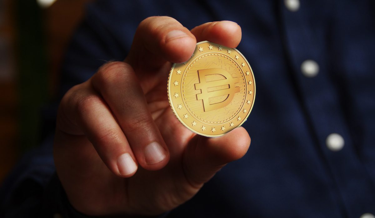 Today in Crypto: Babel Finance Stops Withdrawals; MakerDAO Suspends Some Activity on Aave