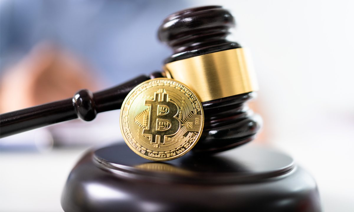 Fed’s Waller Says Crypto Regs Protect ‘Society’