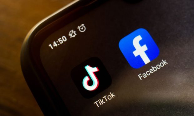Facebook to Restructure Feed Around Videos to Take on TikTok