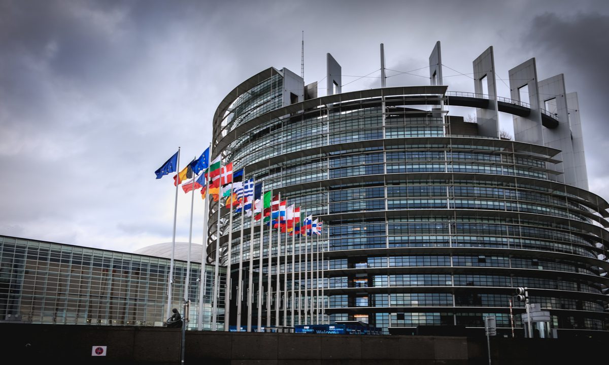 EU Lawmakers Agree on Rules to Limit Credit Card Debt, Overdrafts