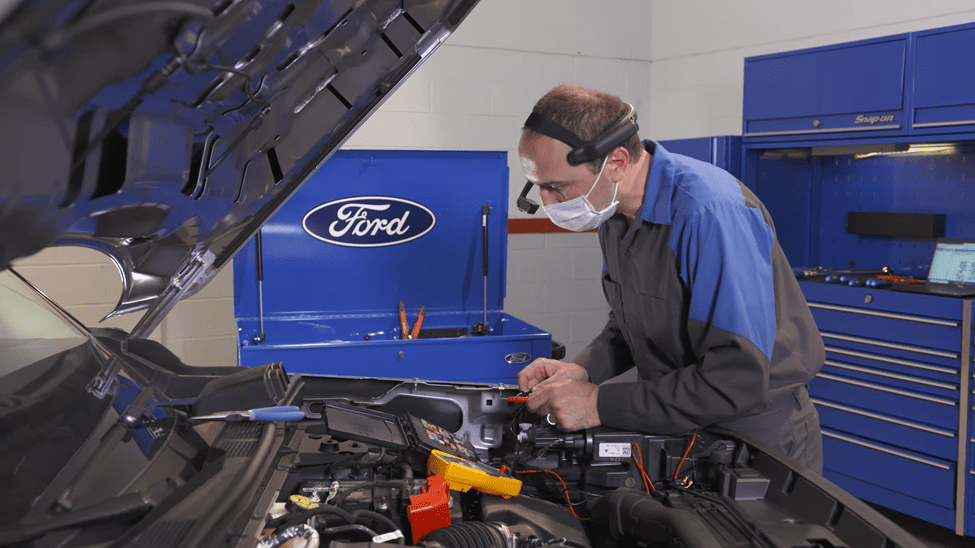 AR Headsets Speed Auto Repair, Mechanic Training