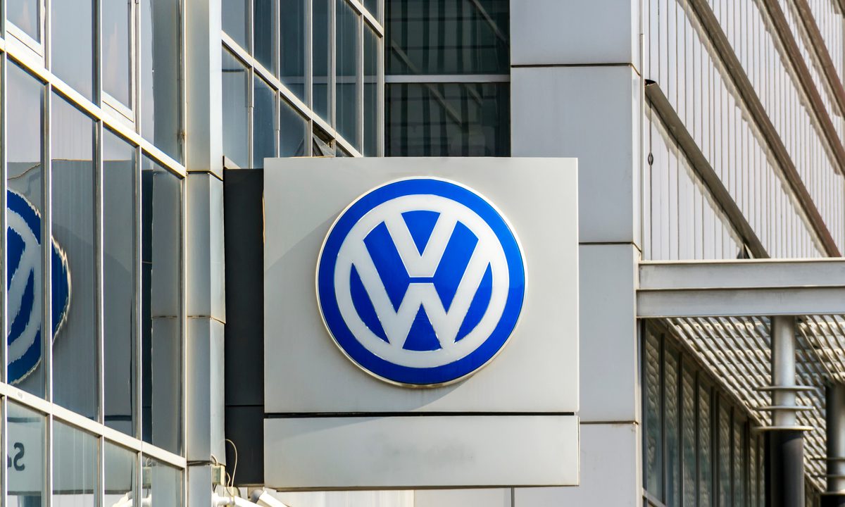 Volkswagen Integrates Comdata Mastercard for EV Fleet Management
