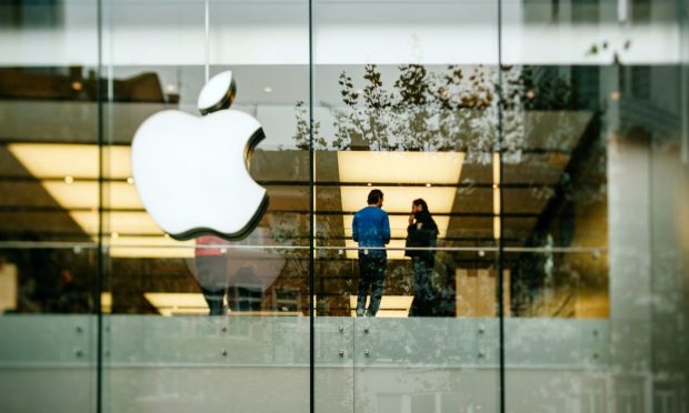 Inflation Takes a Bite Out of Apple’s Hiring Plans