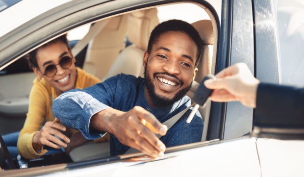 Online Payments Speed Traffic Through Auto Dealers’ Service Lanes 