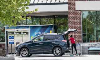 9% of Consumers Buy Online, Pick Up In-Store Every Day