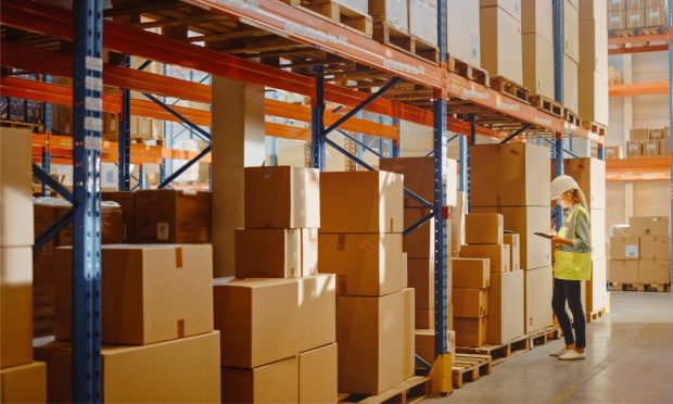 Liquidators Step Up as Retailers Confront Oversupply of Goods