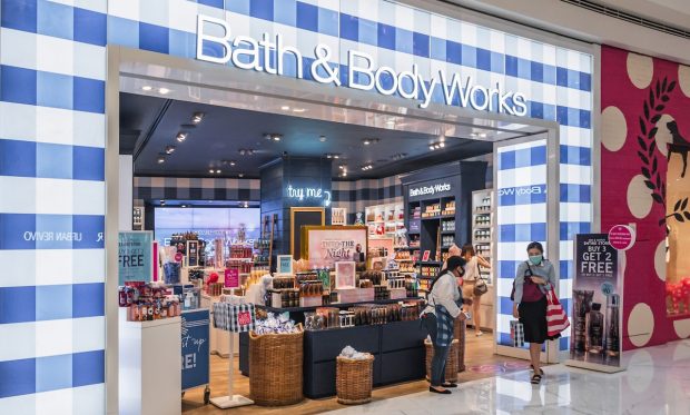 Bath & Body Works Cuts 130 Jobs Amid Sales Drop
