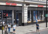 Footlocker’s CEO Pick Reflects Retail’s Shift to D2C