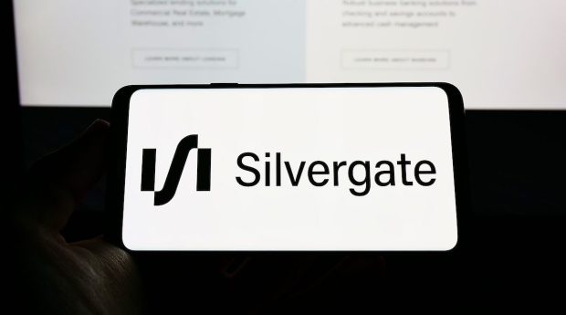 Small Banks See Fortunes Rise and Fall With Crypto