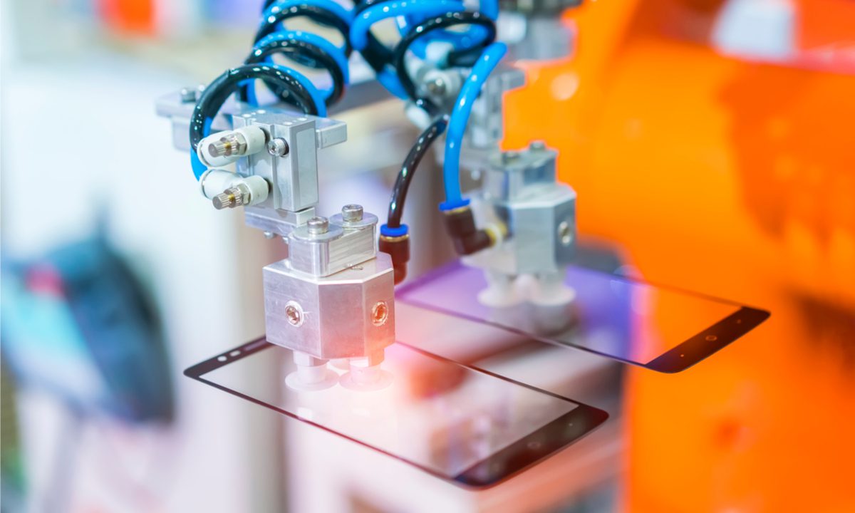 How Mobile Device Manufacturing Is Boosting Growth in Egypt’s Electronics Sector