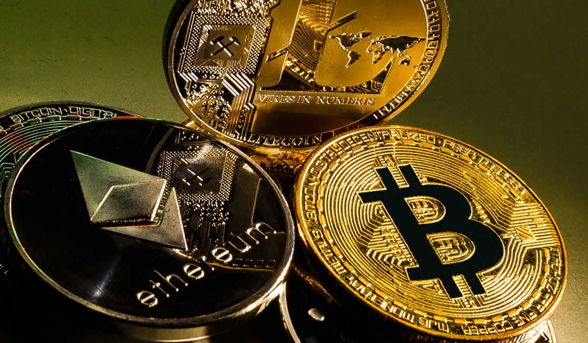 US Rep to Regulators, Crypto Firm: How Do You Deal With Fraud?