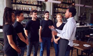 1 in 3 Restaurants Lowers Service Standard Amid Labor Challenges