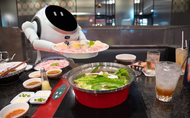 Robotic Pizza Makers Grab Larger Slice of Restaurant Automation Pie