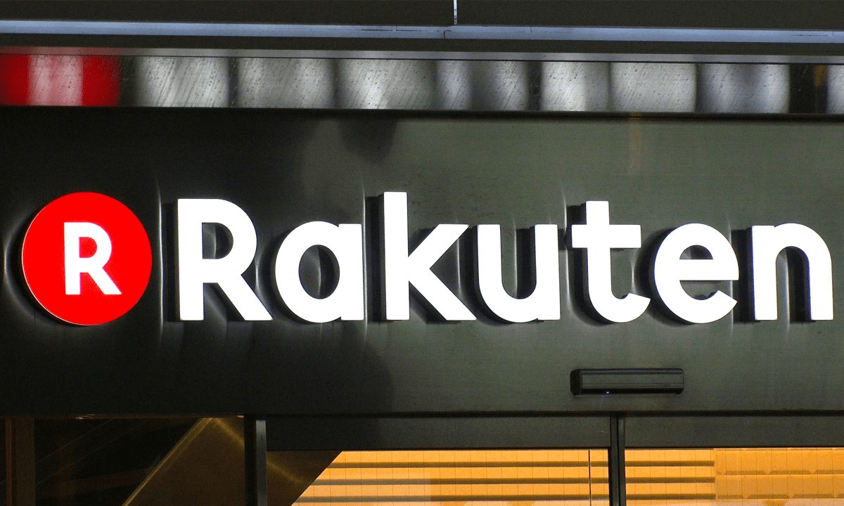Japan’s Rakuten Picks Goldman to Run Potential Banking IPO